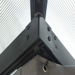 Gloriette alu anthracite avec rideaux et polycarbonate HABRITA 10,80m²