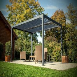 Pergola bioclimatique 10,80m² alu + toit avec lames ovales HABRITA