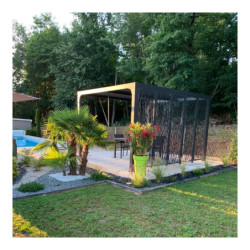 Pergola bioclimatique 10,80m² alu avec 5 panneaux moucharabieh HABRITA