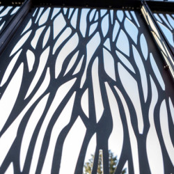 5 panneaux moucharabieh pergola bioclimatique alu HABRITA côté 3,60m