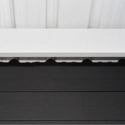 Abri toit plat en composite couleur anthracite 9m² porte alu Woodlife Garden