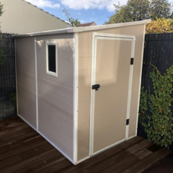 Petit abri de jardin adossé en polypropylène beige 143x247cm Jôbu