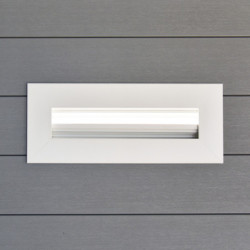 Abri toit plat en composite gris clair 4,41m² porte alu Woodlife Garden