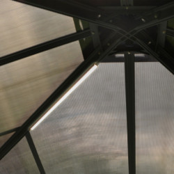 Pergola  Dallas 4900 de Canopia by Palram an aluminium et polycarbonate+LEDS