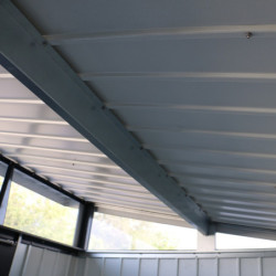 Abri toit plat en métal anthracite 5,22m², panneaux de 0.5mm - DURAMAX