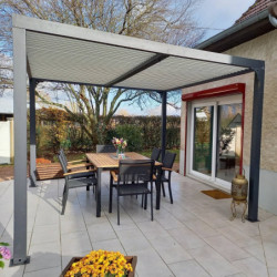 Pergola bioclimatique 10,80m² alu gris + toit avec lames écru HABRITA