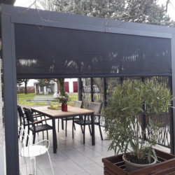 Pergola en alu gris 10,80m² + 5 panneaux déco + rideau latéral Habrita