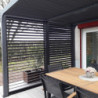 Pergola en alu gris 10,80m² + 2 panneaux de ventelles latérales Habrita