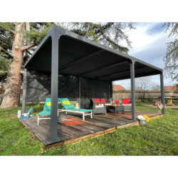 Pergola bioclimatique 21,52m² alu gris, rideau latéral sur 5,98m HABRITA