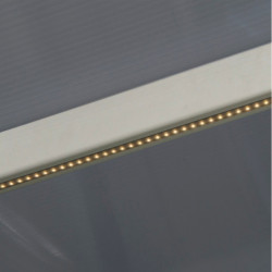 Bande d'éclairage LED 270cm avec télécommande de Canopia by Palram