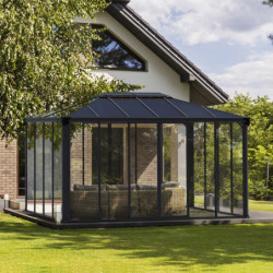 Pergola fermée Ledro 4300 en alu et polycarbonate - Canopia by Palram