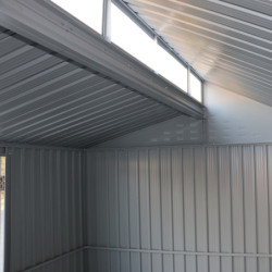 Abri en alu gris avec puits de lumière 7,27m² DURAMAX