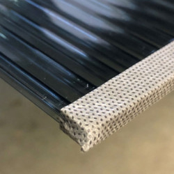 Rouleau scotch 330cm micro-perforé gris pour panneauxen polycarbonate