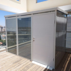 Paroi vitrée avec store vénitien pour burea atelier de jardin Everbox