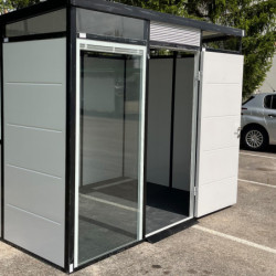 Paroi vitrée avec store vénitien pour burea atelier de jardin Everbox