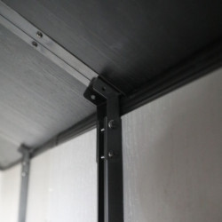 Petite cabane en résine imitation bois 1,24m² Jôbu