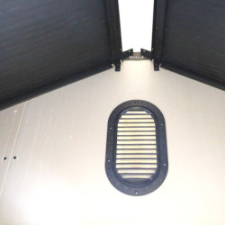 Petite cabane en résine imitation bois 1,24m² Jôbu