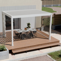 Pergola motorisée en alu blanc avec lames orientable 3x4m Ombrea