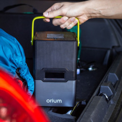 Pack batterie mobile Izywatt 250 et panneau semi-rigide 60W