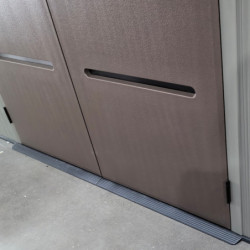 Abri de Jardin HDPE Sunlife 4,5m² Crème/Marron avec Plancher - JOBU