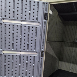 Abri de Jardin 6,5m² Sunlife HDPE + Plancher - Crème/Gris | JOBU