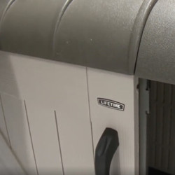 Coffre de jardin en polyéthylène haute densité 2,06m² Lifetime